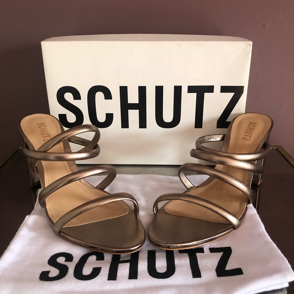 Shutz sandals